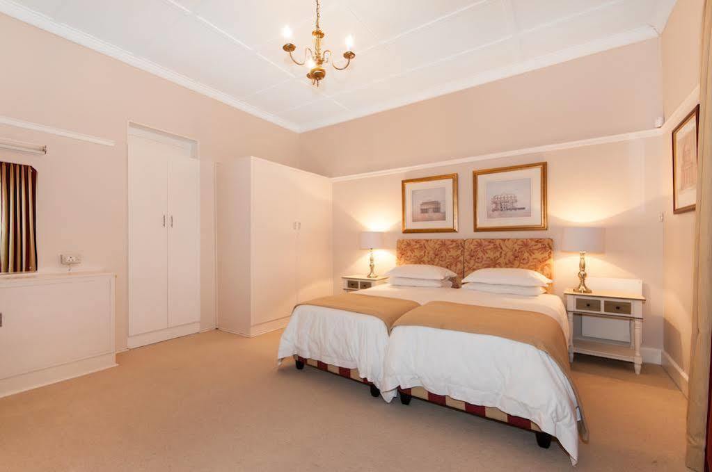 Doncaster Cottages Port Elizabeth Extérieur photo